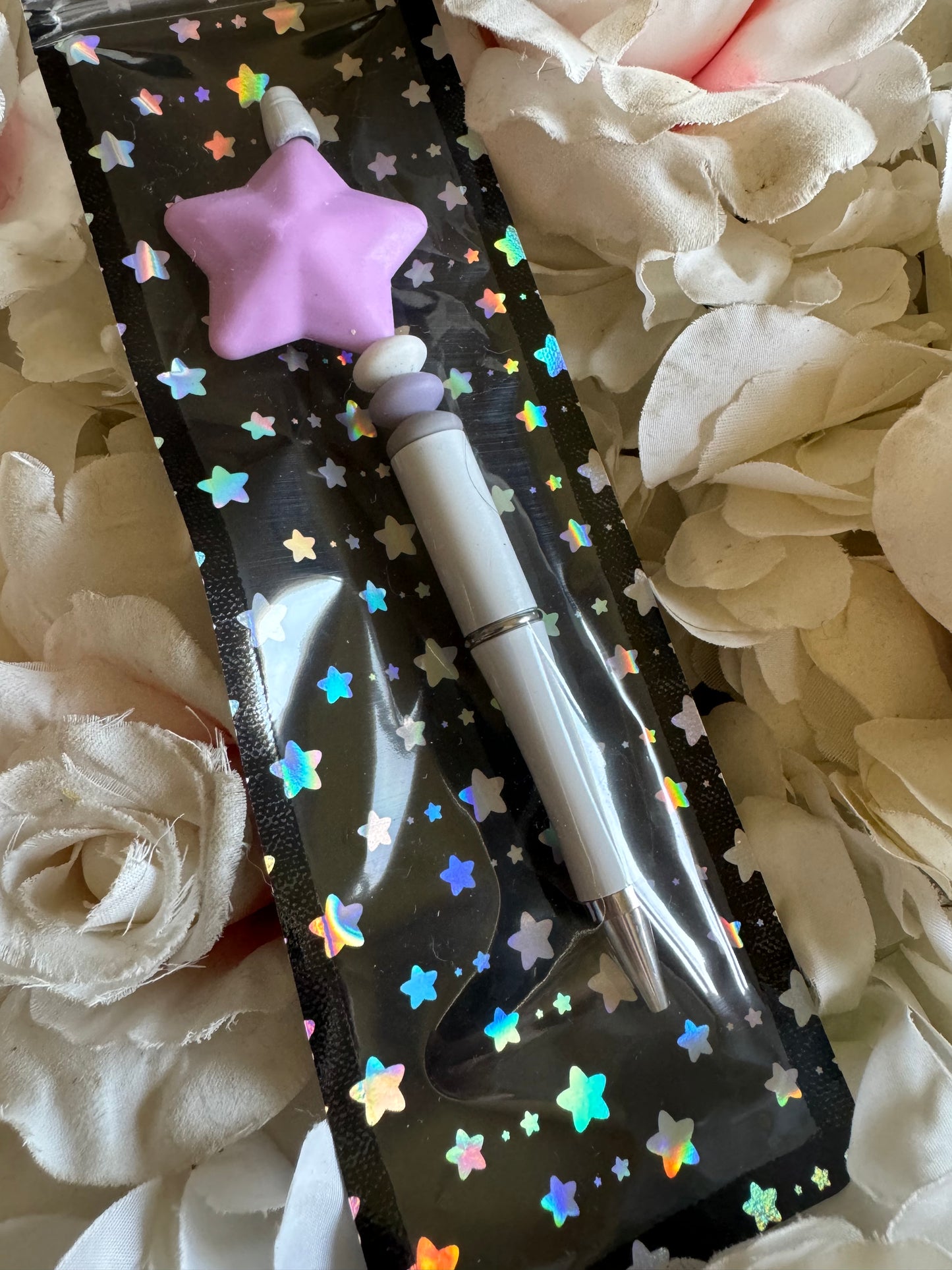 Beaded pen Lilac and white heart