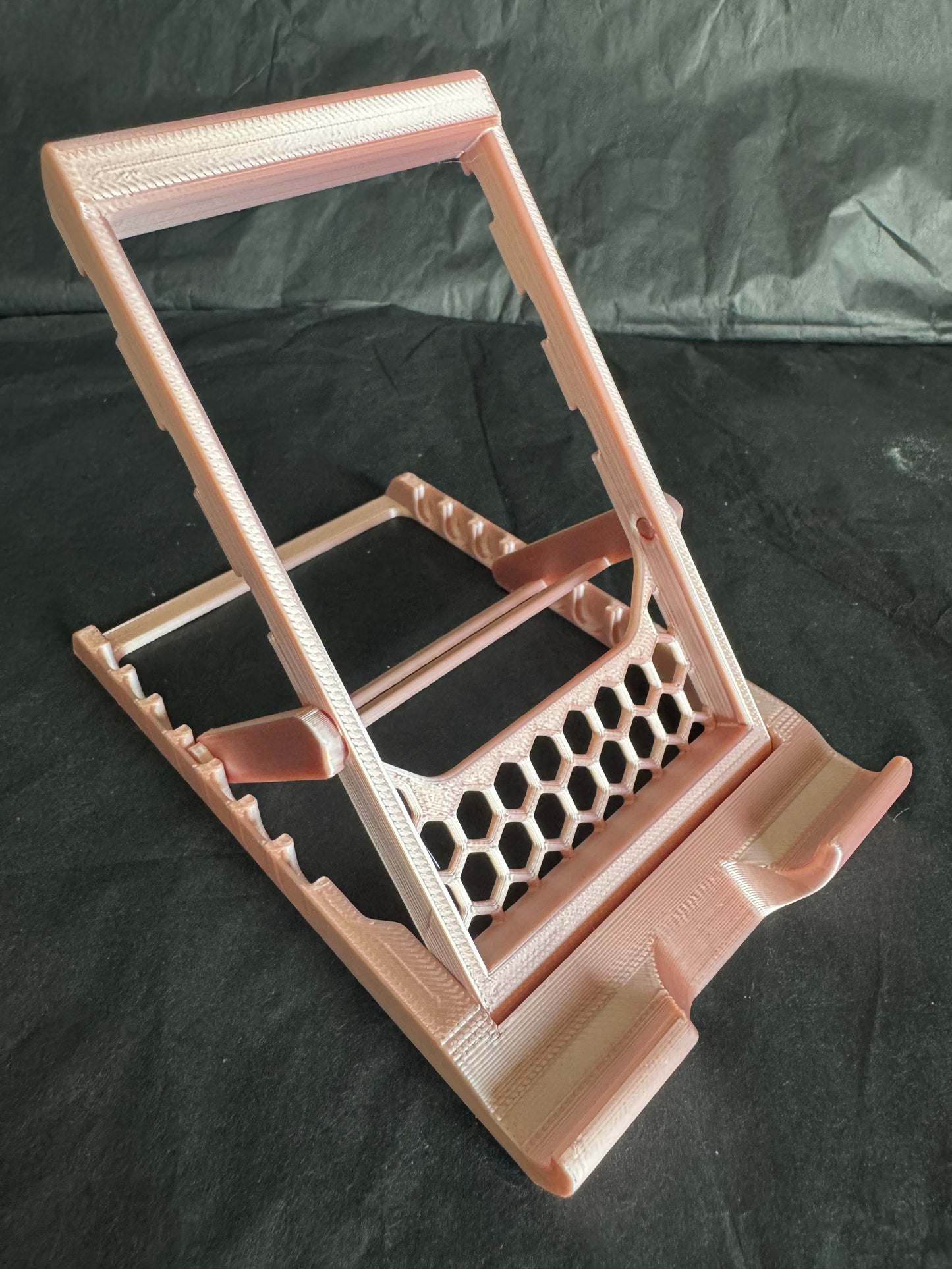 Deckchair Phone Stand