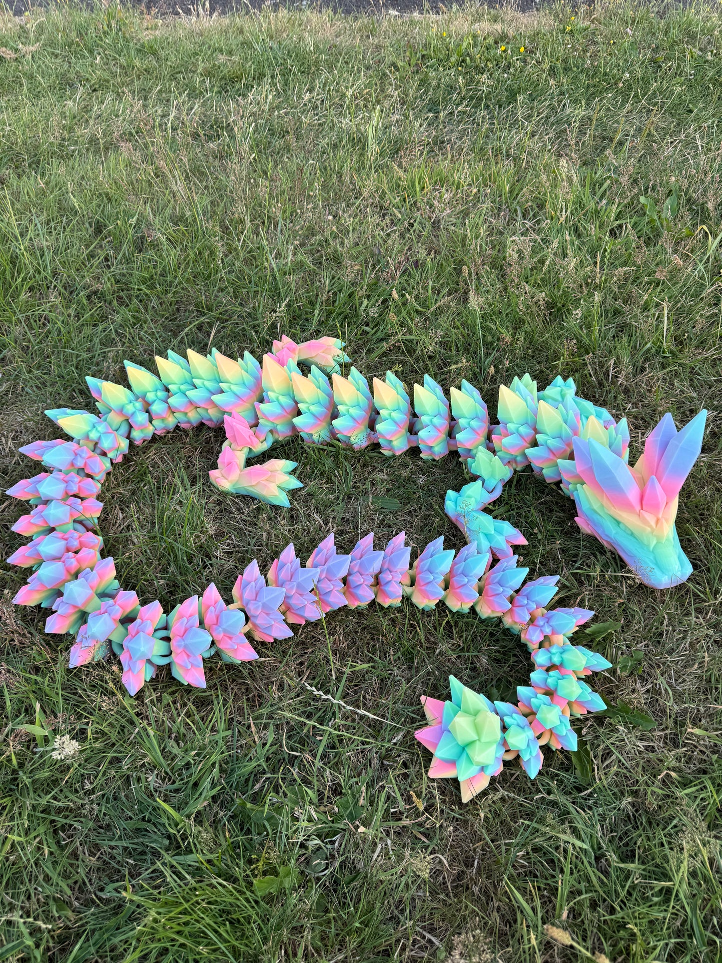XXL Crystal Dragon (glow in the dark)