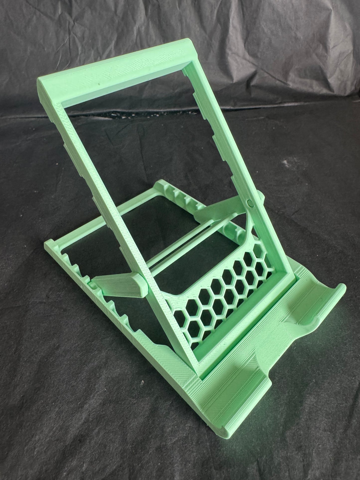 Deckchair Phone Stand