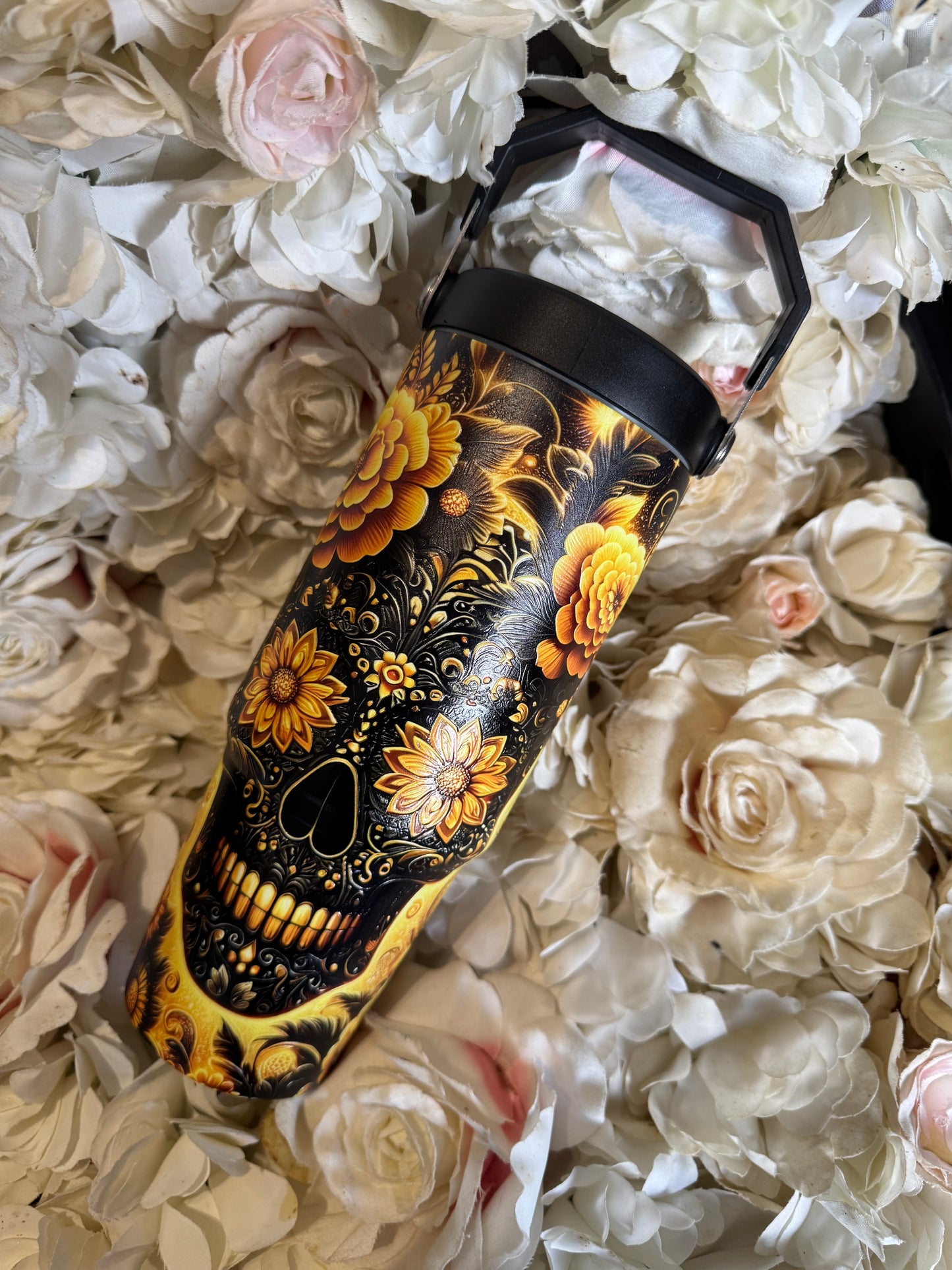 30oz handbag style sports lid yellow and black fully textured scull tumbler (whoopsi )