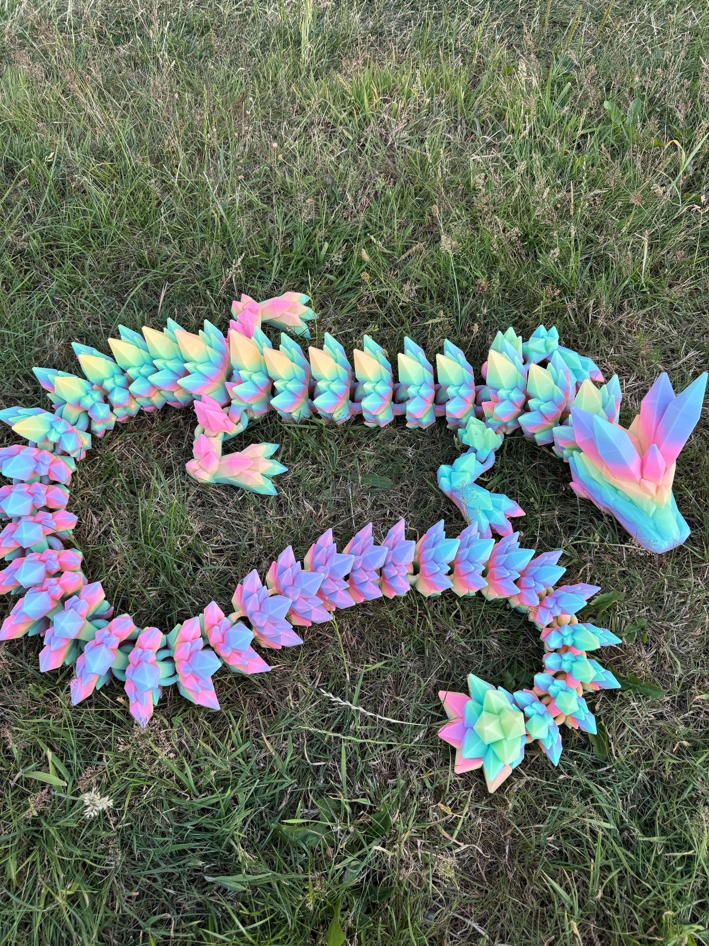 XXL Crystal Dragon (glow in the dark)