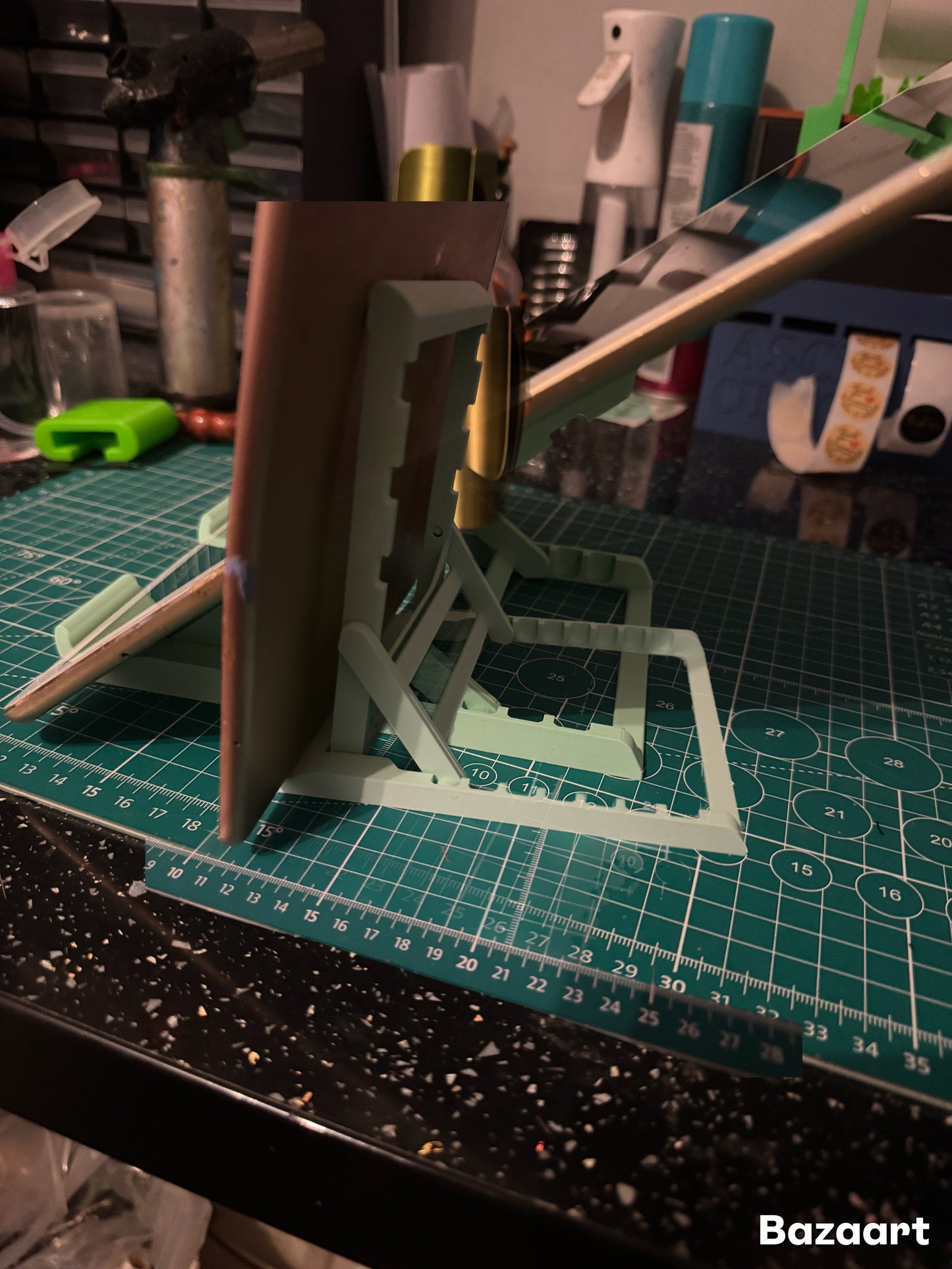 Deckchair Tablet stand